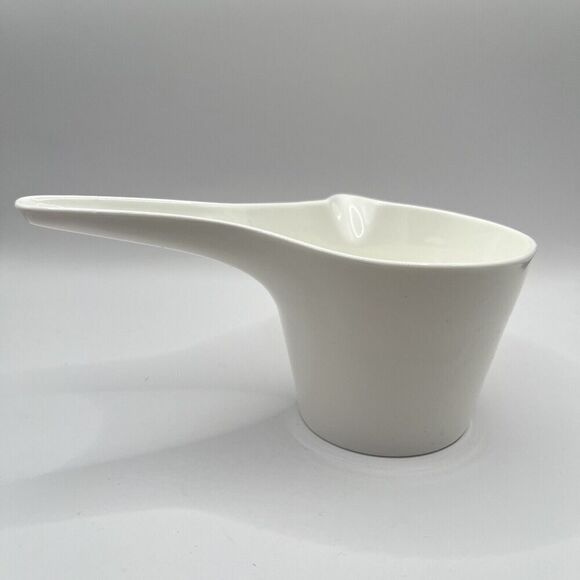 Fortressa Fortaluxe Super White Sauce Pan Gravy Boat Ceramic 4” Diameter - Picture 3 of 7